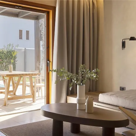 Curio Collection By Hilton Rhodes, Greece Λάρδος